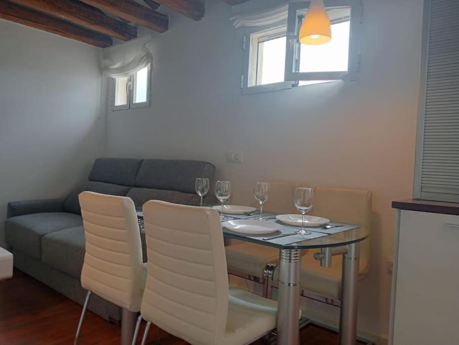 Emblematic Flat In Madrid Central - Arenal Luaran gambar