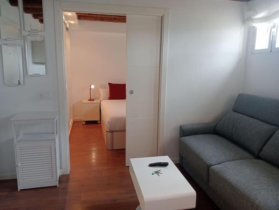 Emblematic Flat In Madrid Central - Arenal Luaran gambar