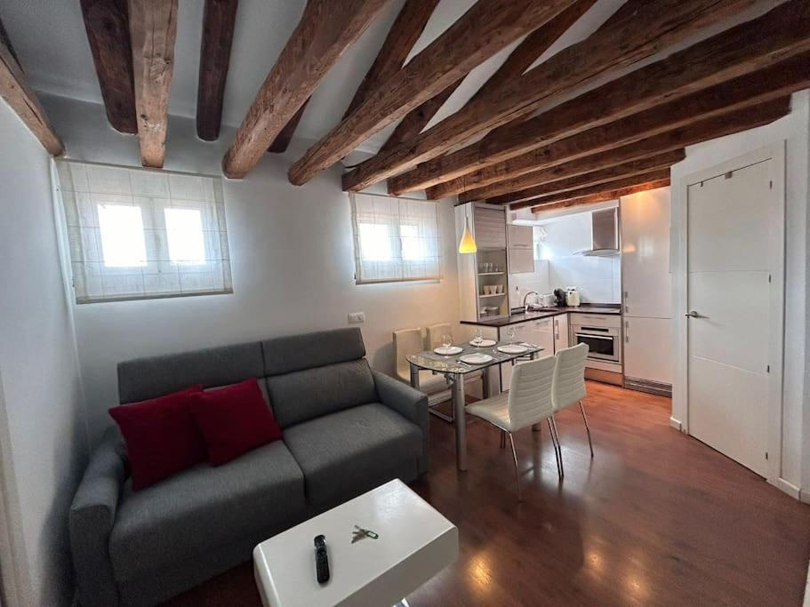 Emblematic Flat In Madrid Central - Arenal Luaran gambar